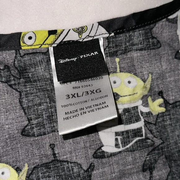 Disney Pixar Toy Story little green men / alien print scrub top size 3xl - Picture 3 of 3